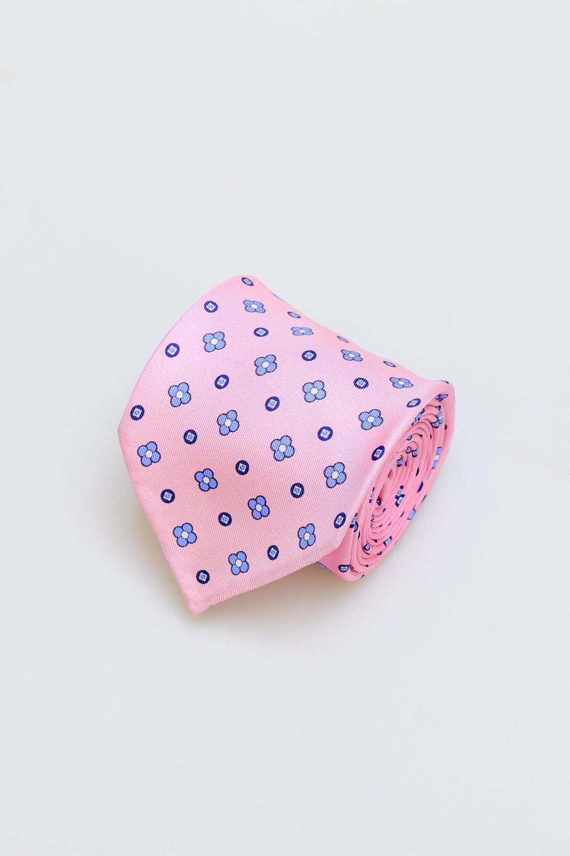 3fold pink fancy silk tie