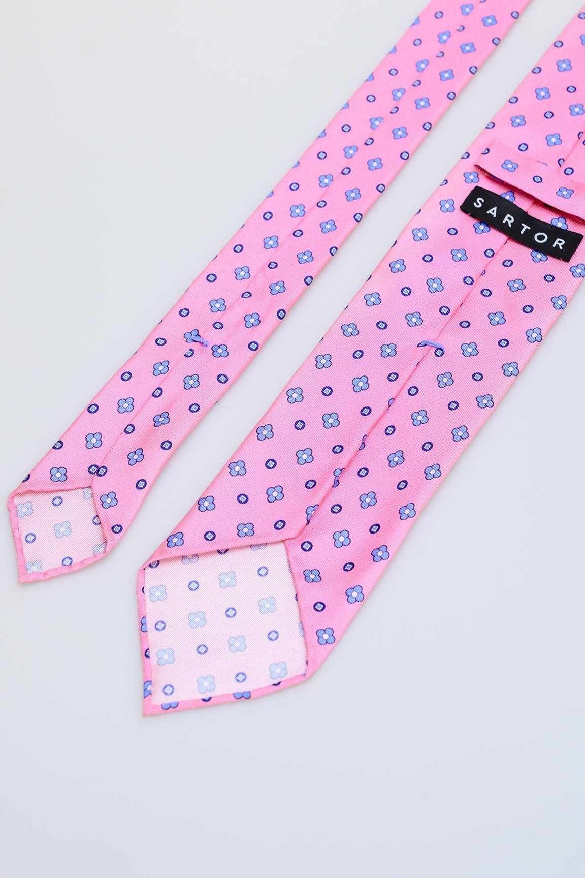 3fold pink fancy silk tie