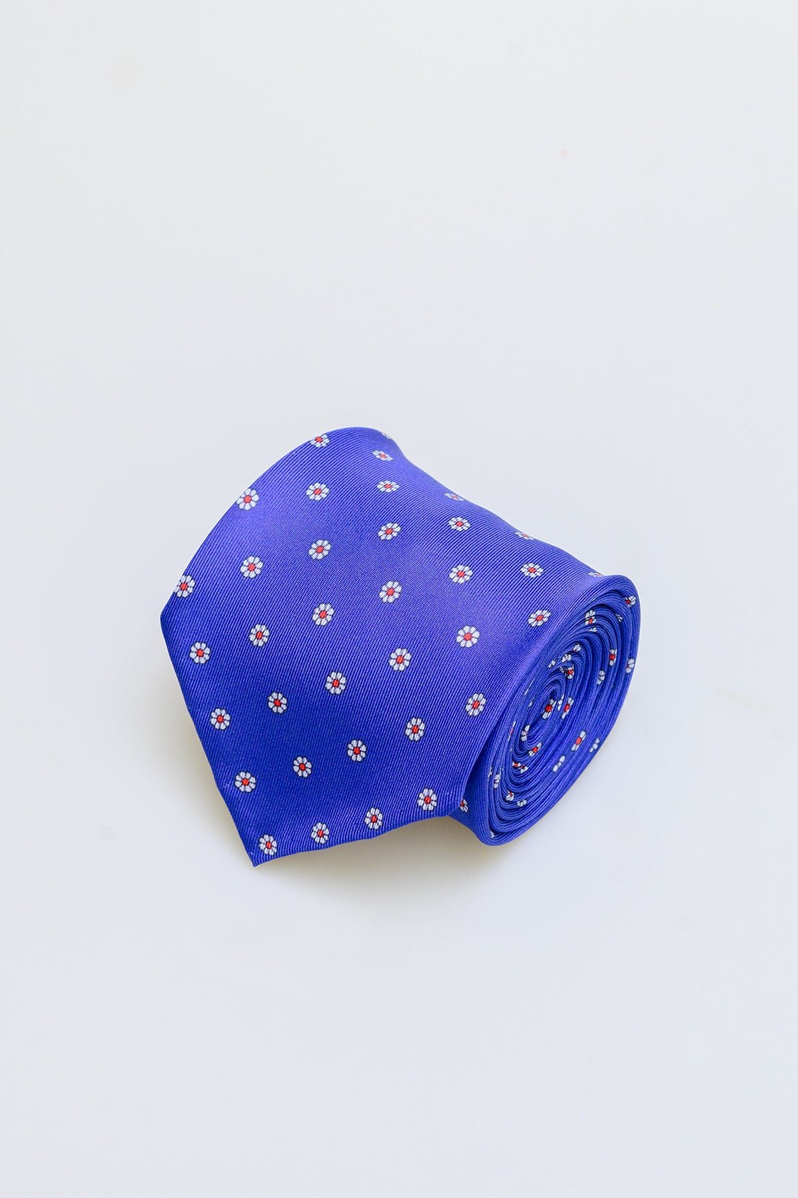 3fold blue flowers silk tie